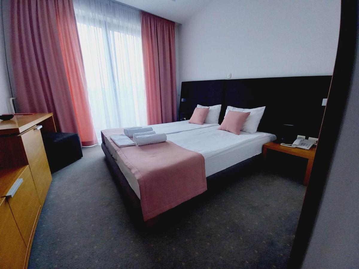 Hotel Vukov Most Nikšić Exterior foto
